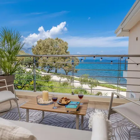Διαμέρισμα Aura Seaside Καραβόμυλος